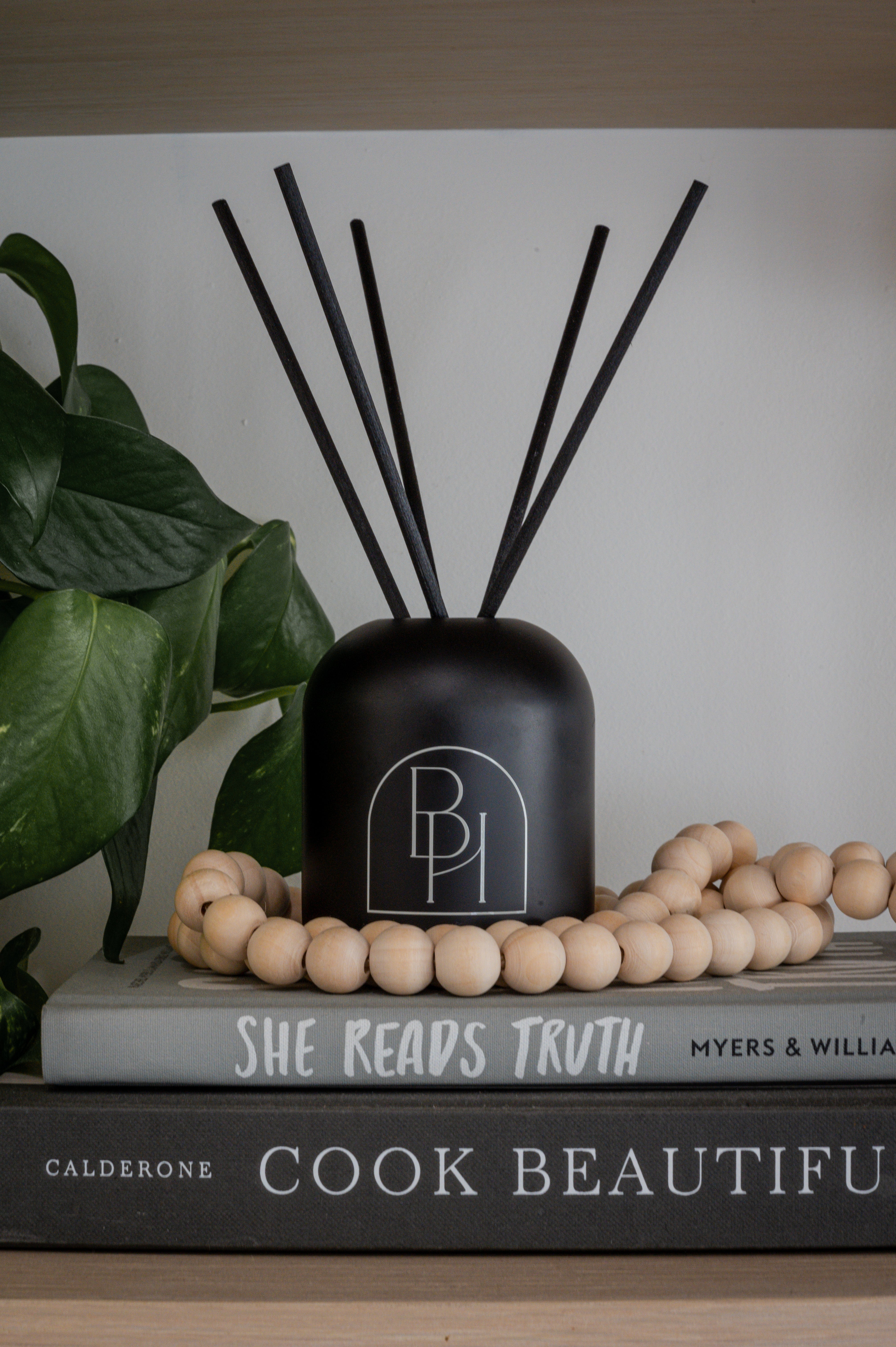 Sandalwood - Reed Diffuser